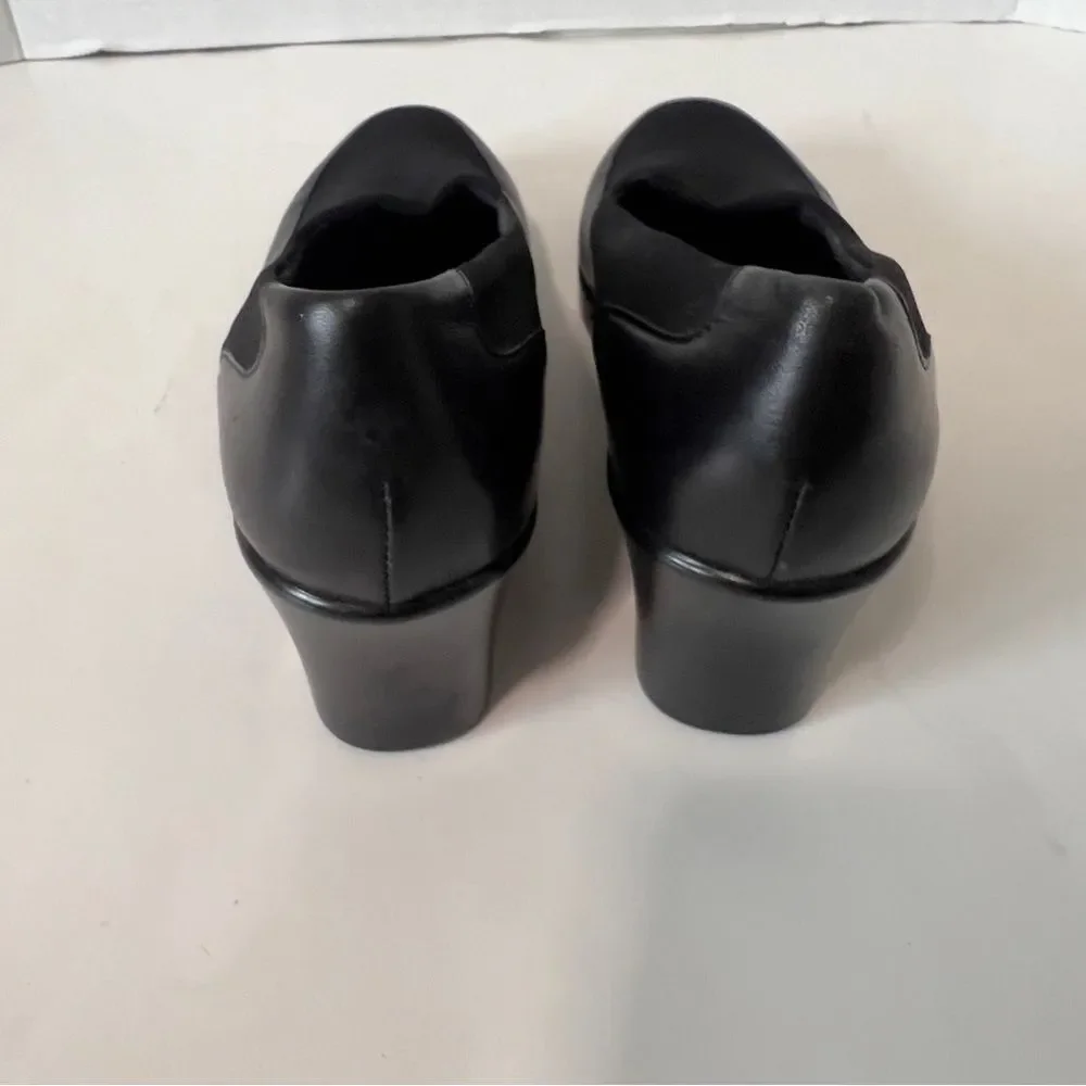 Munro Kayla Womens Black Slip On Wedge Heels Shoes‎ Leather Micro Fiber Size 8N